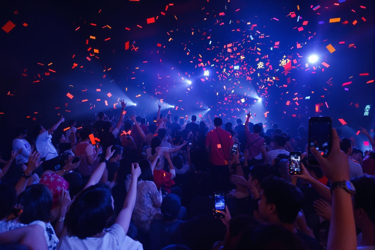 《星河漫漫》全球票房突破30亿，创茄子视频历史新高